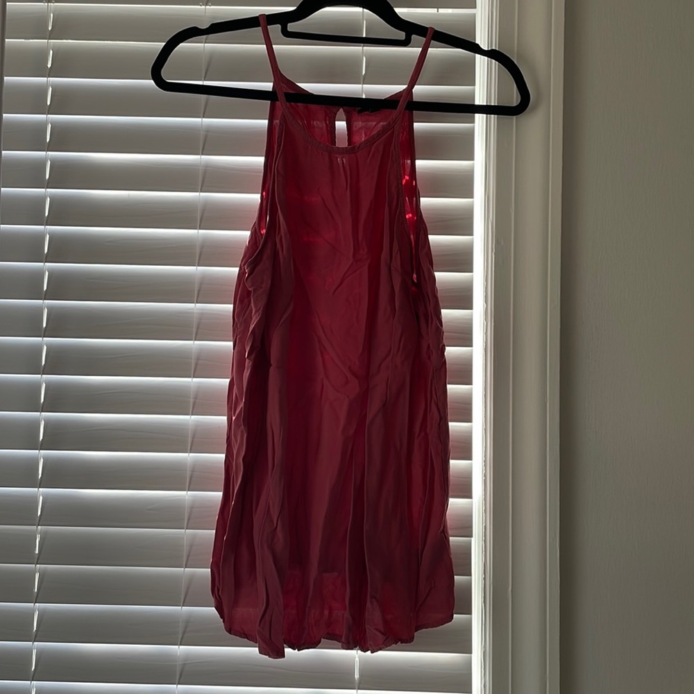 Pink tank top
